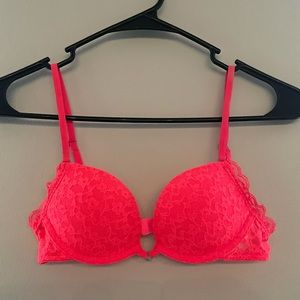 NWOT Gilly Hicks Neon Red Coral Plunge Lace Push Up Bra Size 32A